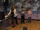 contes de Noël 09 salle municipale Bas en Basset chants et animation le théatre du rêve