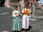 Fte des mtiers et traditions mdivales au chateau de rochebaron de bas en basset (haute-loire 43)