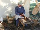 Fte des mtiers et traditions mdivales au chateau de rochebaron de bas en basset (haute-loire 43)