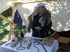 Fête des métiers et traditions médiévales au chateau de rochebaron de bas en basset (haute-loire 43)